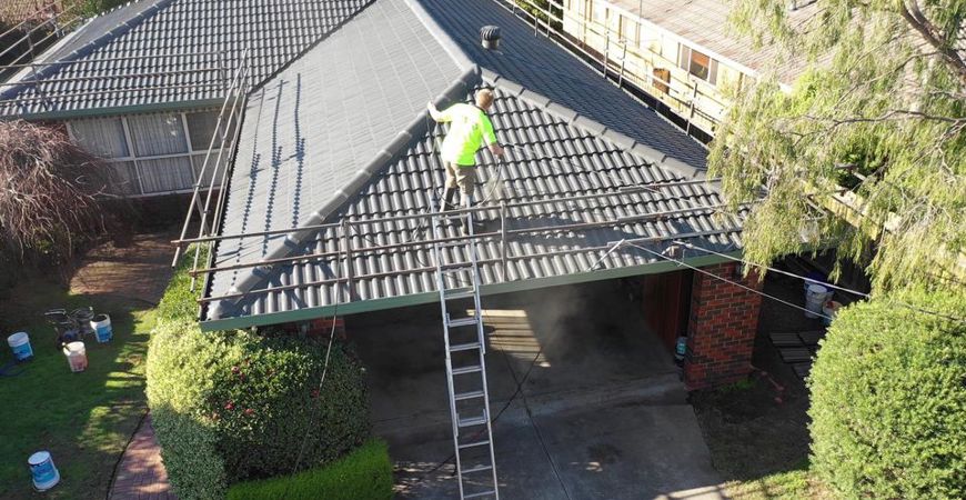 Roof Painting Glen Waverley.jpg